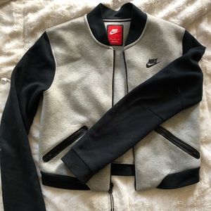 Nike bomber